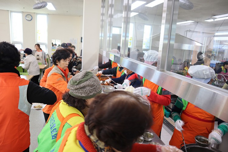 049f6ba519a0fc571417fabefbe4c21a_1576486